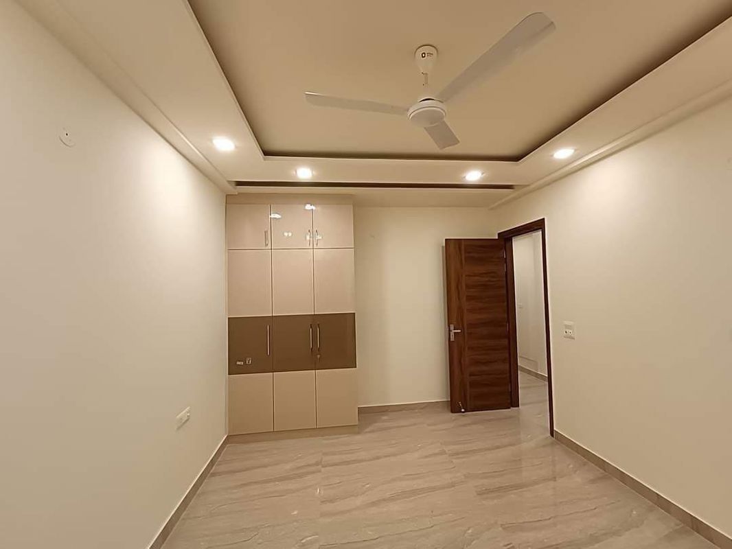 4 BHK + Pooja Room,Servant Room Builder Floor For Sale in Puri Aman Vilas