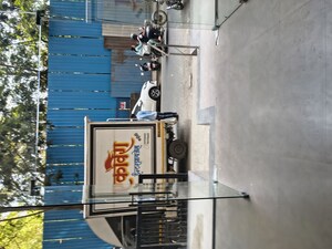 Staircase in 1.5 BHK Apartment at Ghatkopar East – for Rent