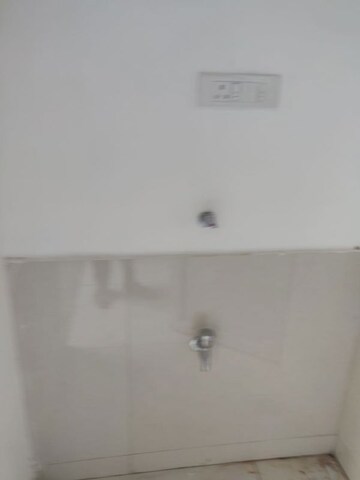 Room in 2 BHK Apartment at Dream Metropark County, Balewadi – for Rent