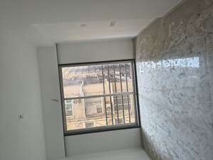 Room in 1 BHK Apartment at Ghatkopar East – for Rent