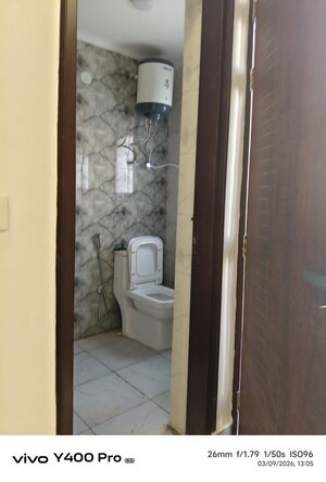 Bathroom in 1 BHK Apartment at Saket – for Rent