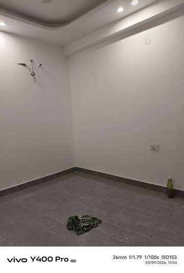 Room in 1 BHK Apartment at Saket – for Rent