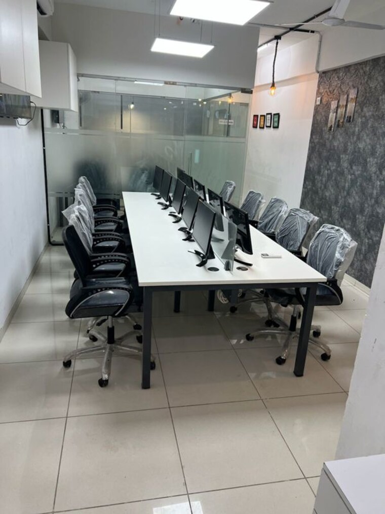 Team Area, gota Commercial Office Space 933 Sq.Ft. In Gota Ahmedabad 10093134