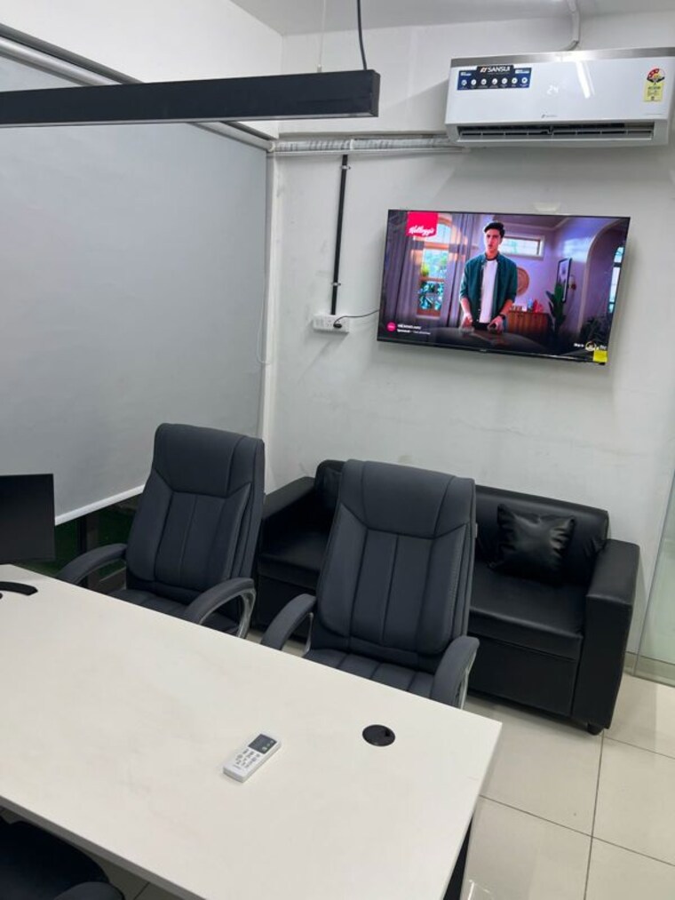 Team Area, gota Commercial Office Space 933 Sq.Ft. In Gota Ahmedabad 10093134
