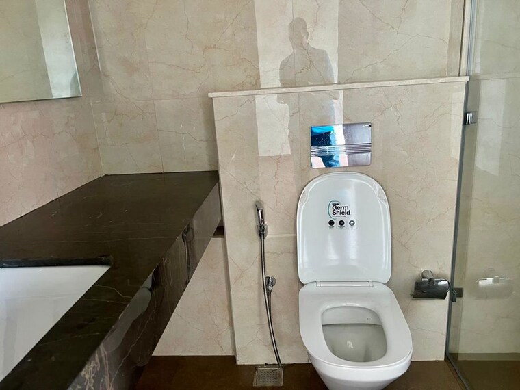 Bathroom, lodha-allura 2 Bedroom 811 Sq.Ft. Apartment In Worli Mumbai 10093128