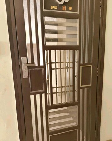 3 BHK Apartment – Entrance View at Wave Dream Homes, Wave City - for Rent