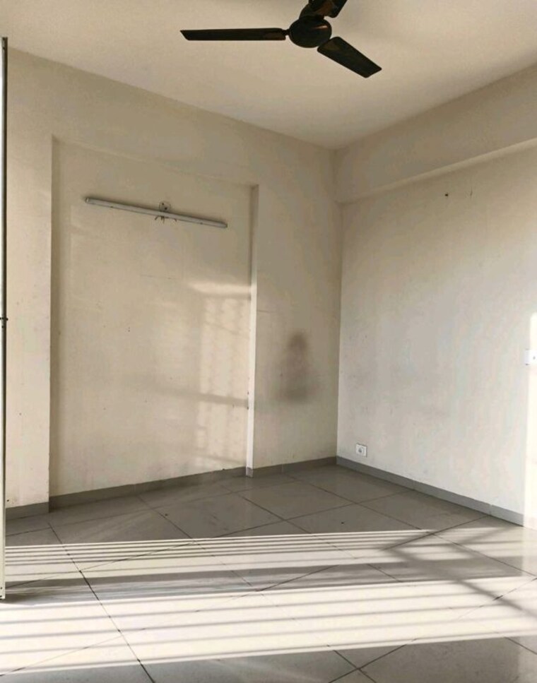 Room, wave-dream-homes 3 Bedroom 1049 Sq.Ft. Apartment In Wave City Ghaziabad 10093462