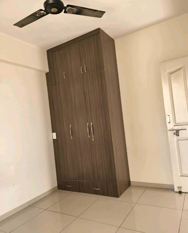3 BHK Apartment For Rent in Wave Dream Homes