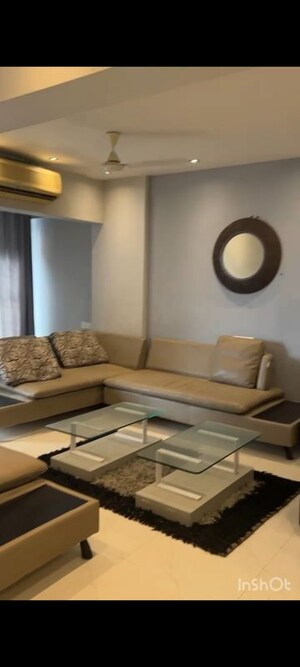 2 BHK Apartment For Rent in Bandra West