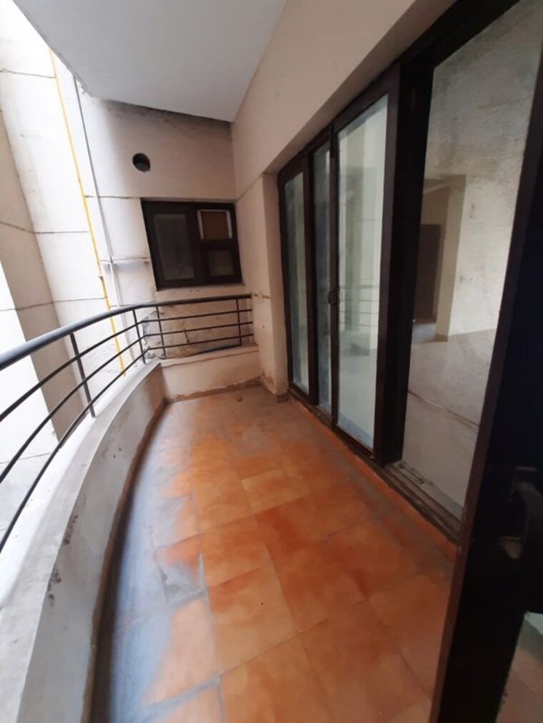 Balcony, rps-savana 3 Bedroom 1249 Sq.Ft. Apartment In Sector 88 Faridabad 10093485