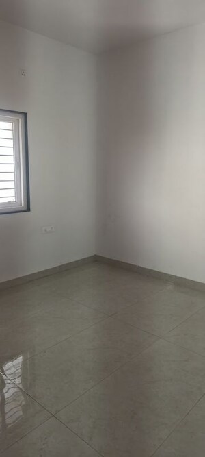 Room in 2 BHK Apartment at Shankar Nagar – for Rent