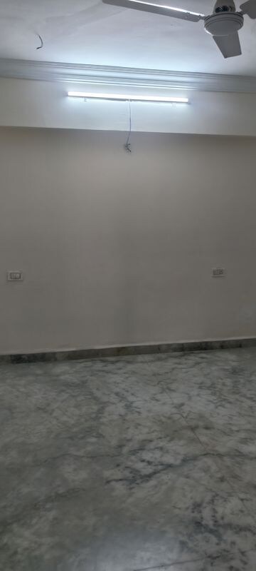 Room in 2 BHK Apartment at Shankar Nagar – for Rent