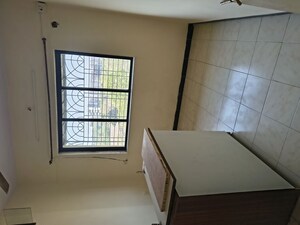 Room in 1.5 BHK Apartment at Neelyog Anand, Ghatkopar East – for Rent