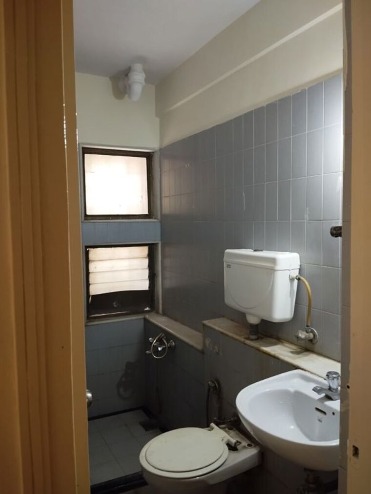 Attached Bathroom, sankalp-chs-malad-east 2 Bedroom 650 Sq.Ft. Apartment In Malad East Mumbai 10093797