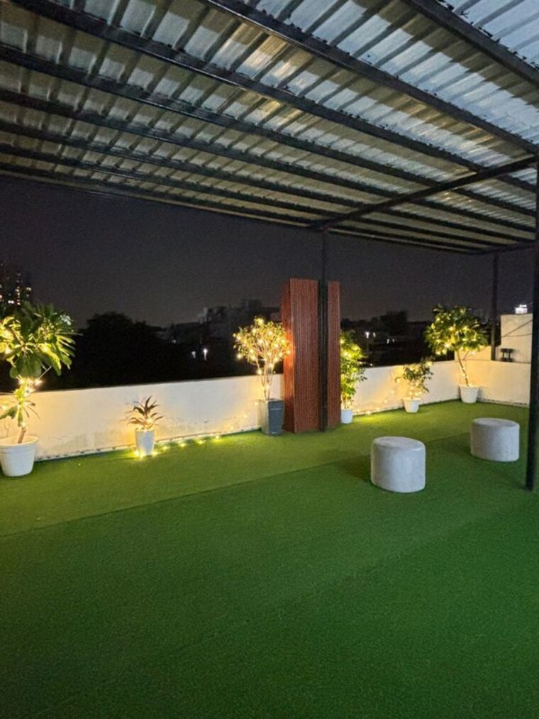 Garden, sector 43 1 Bedroom 349 Sq.Ft. Builder Floor In Sector 43 Gurgaon 10093729