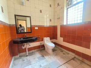 Kitchen in 2 BHK Independent House at RWA Apartments Sector 41, Sector 41 – for Rent