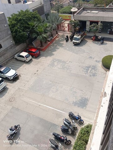 Parking in 3 BHK Apartment at Omaxe Residency II, Gomti Nagar – for Rent