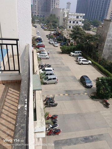 Balcony in 3 BHK Apartment at Omaxe Residency II, Gomti Nagar – for Rent