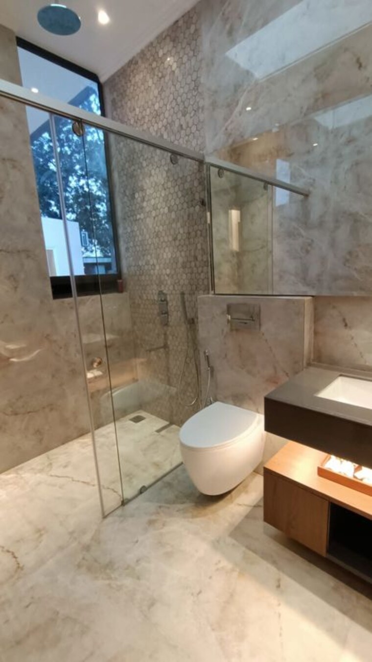 Bathroom, lajpat nagar 4 2 Bedroom 970 Sq.Ft. Builder Floor In Lajpat Nagar 4 Delhi 10093649