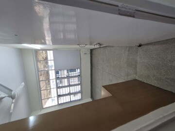 Room in 1.5 BHK Apartment at Mayur Vihar – for Sale