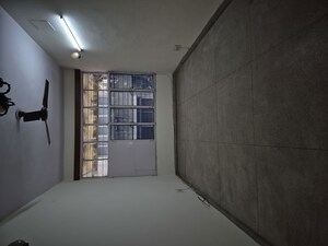 1.5 BHK Apartment For Sale in Mayur Vihar