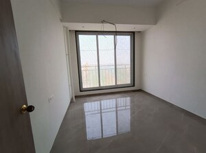 Room in 2.5 BHK Apartment at Gami Asters, Ghansoli – for Rent