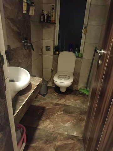 Bathroom in 1 BHK Apartment at Aksee Shreeji Heights, Matunga – for Sale