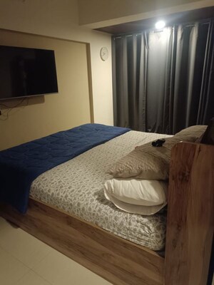 Bedroom in 1 BHK Apartment at Aksee Shreeji Heights, Matunga – for Sale