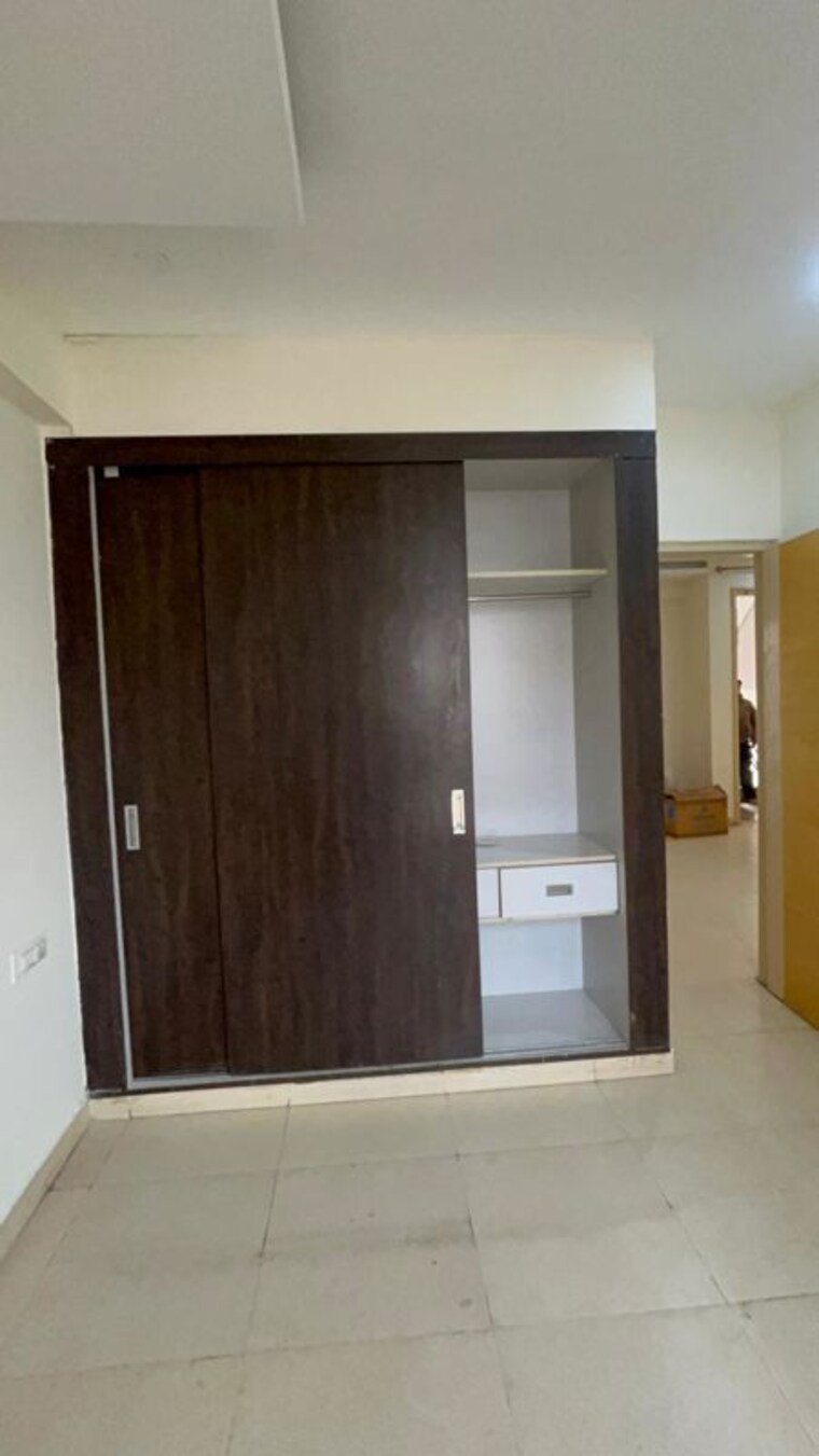 Room, vip road 3 Bedroom 1158 Sq.Ft. Apartment In Vip Road Zirakpur 10093995