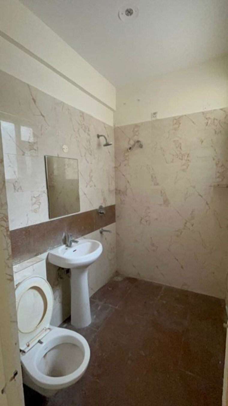 Bathroom, vip road 3 Bedroom 1158 Sq.Ft. Apartment In Vip Road Zirakpur 10093995