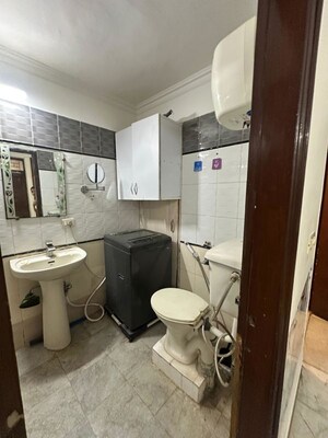 Master Bedroom in 3 BHK Apartment at Dwarka – for Rent