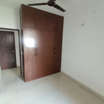 Room in 2 BHK Apartment at Sector 95a – for Sale