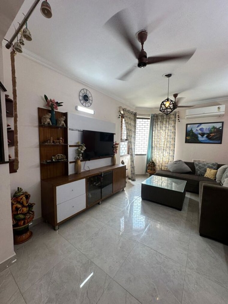 Living Room, dwarka 3 Bedroom 1500 Sq.Ft. Apartment In Dwarka Delhi 10094056