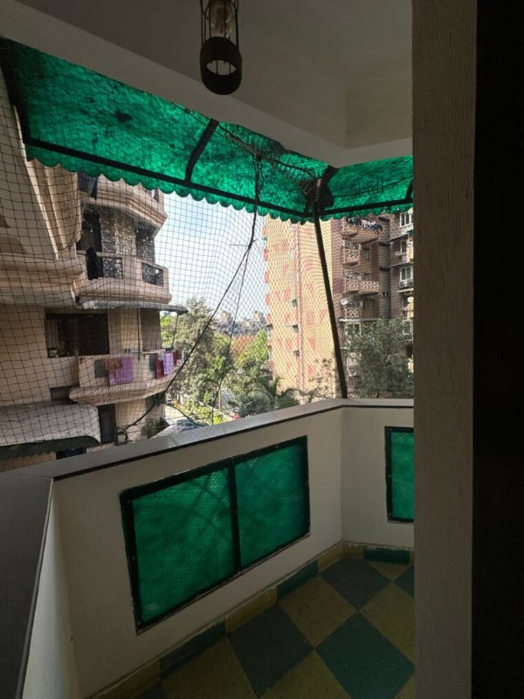 Balcony, dwarka 3 Bedroom 1500 Sq.Ft. Apartment In Dwarka Delhi 10094056