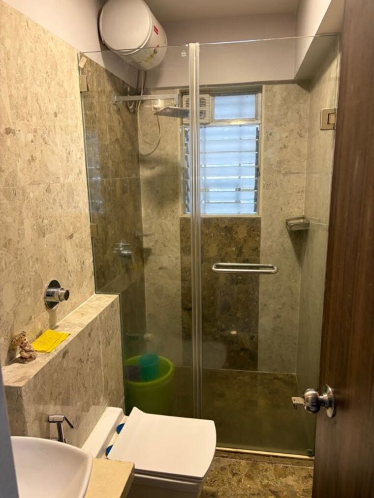 Bathroom, gorwani-palacio 2 Bedroom 900 Sq.Ft. Apartment In Bandra West Mumbai 10094077