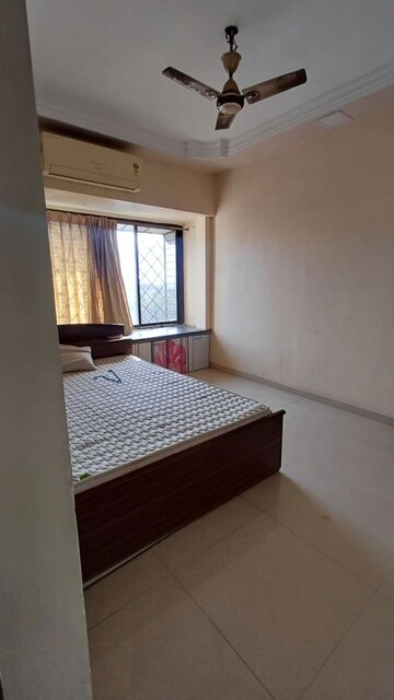 Bedroom in 2 BHK Apartment at Raunak Park View, Ghodbunder Road – for Rent