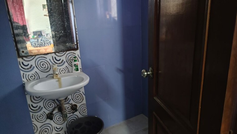 Bathroom, sector 55 3 Bedroom 1810 Sq.Ft. Independent House In Sector 55 Noida 10094170