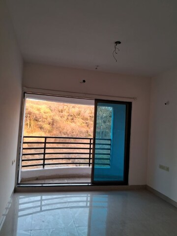 Bedroom in 2 BHK Apartment at Sanghvi Heights, Wadala – for Rent