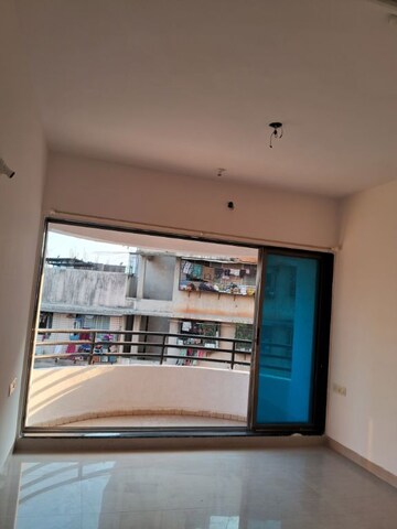 Bedroom in 2 BHK Apartment at Sanghvi Heights, Wadala – for Rent