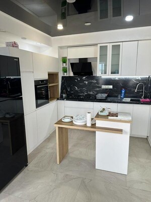 Team Area in 2 BHK Builder Floor at Vasundhara Sector 1 – for Sale