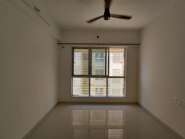 Room, khodiyaar-siddharth-nagar-goodwill-chs 3 Bedroom 1004 Sq.Ft. Apartment In Goregaon West Mumbai 10094770