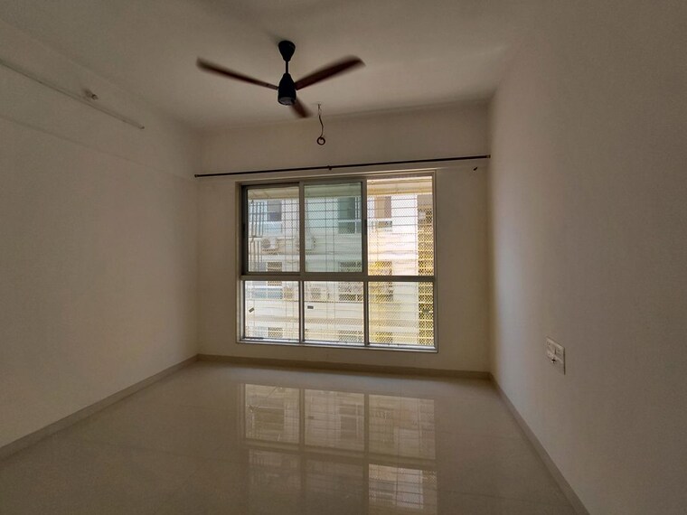 Room, khodiyaar-siddharth-nagar-goodwill-chs 3 Bedroom 1004 Sq.Ft. Apartment In Goregaon West Mumbai 10094770