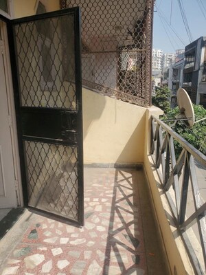 Balcony in 1 BHK Builder Floor at Vaishali Sector 5 – for Rent