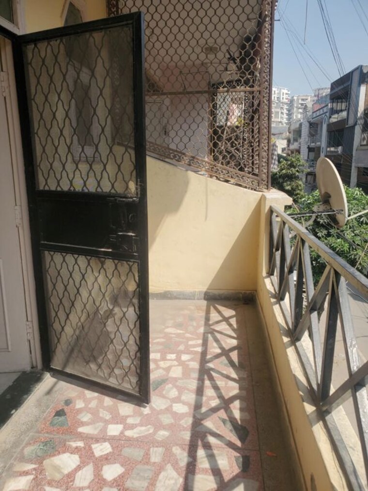 Balcony, vaishali sector 5 1 Bedroom 560 Sq.Ft. Builder Floor In Vaishali Sector 5 Ghaziabad 10094821