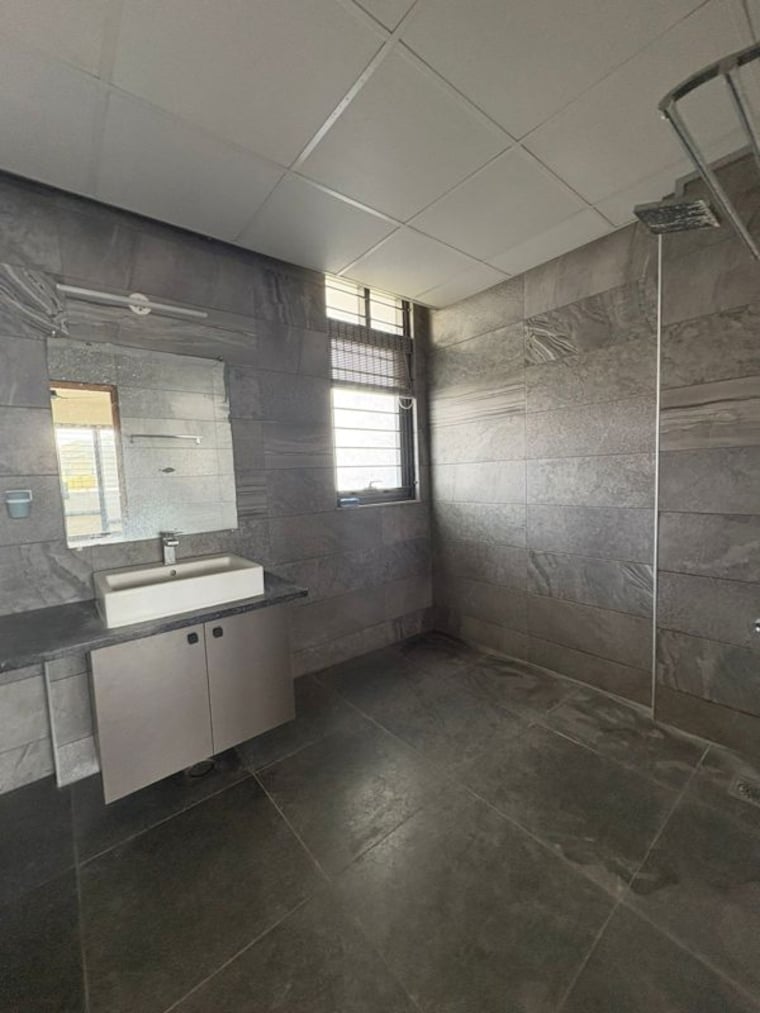 Bathroom, alanoville-apartments 4 Bedroom 2950 Sq.Ft. Villa In Hennur Road Bangalore 10094824