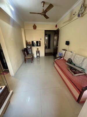 Team Area in 2 BHK Apartment at Juhi Garden, Kamothe – for Sale