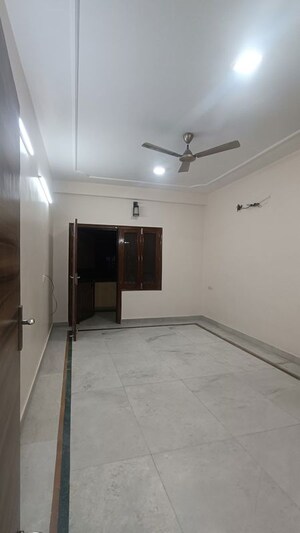 Room in 2.5 BHK Apartment at Godrej Elaris, Magarpatta City – for Sale