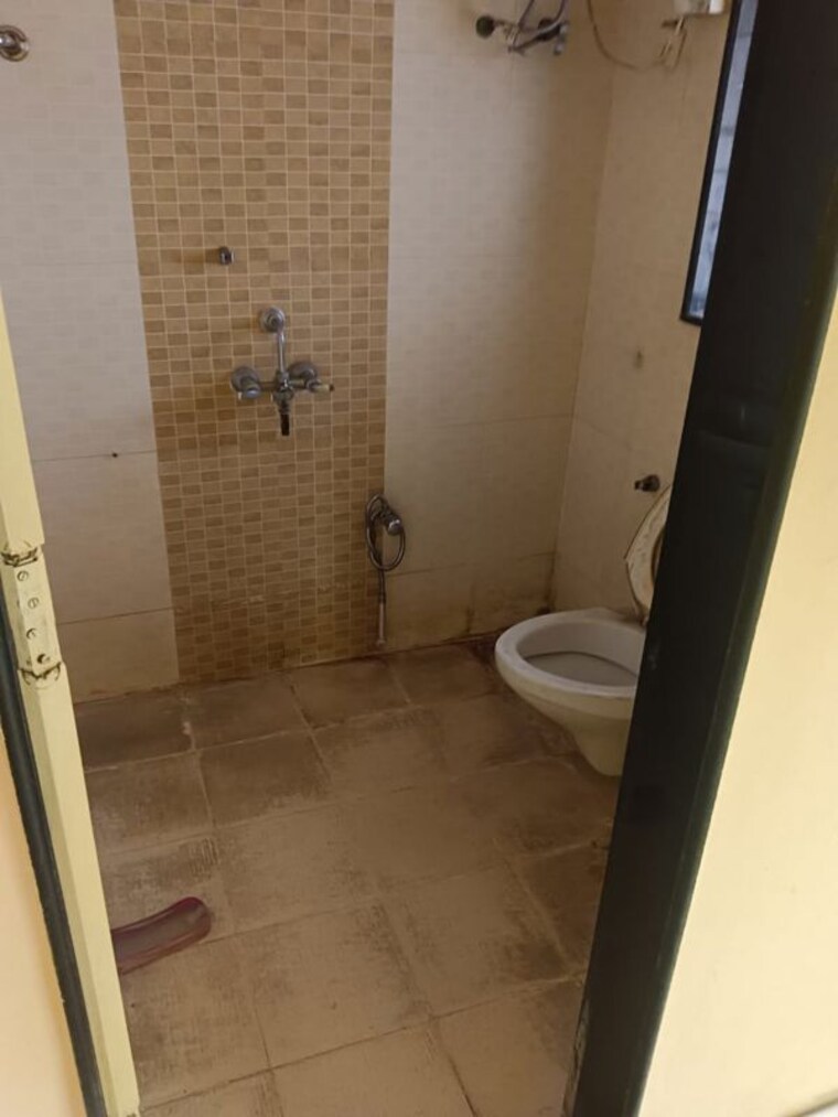 Bathroom, anant-chs-kharghar 3 Bedroom 1600 Sq.Ft. Apartment In Kharghar Navi Mumbai 10095029