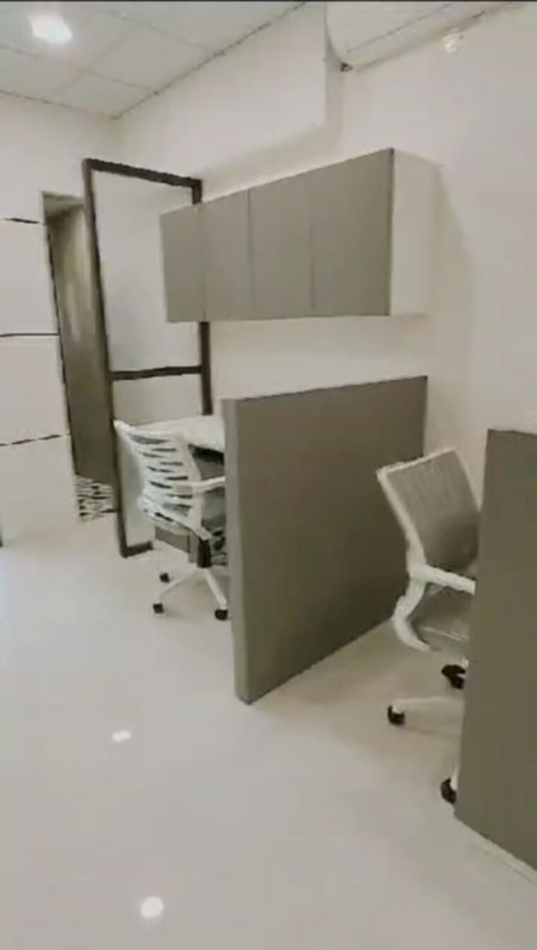 Team Area, wadhwa-the-gateway Commercial Office Space 633 Sq.Ft. In Mulund West Mumbai 10095089