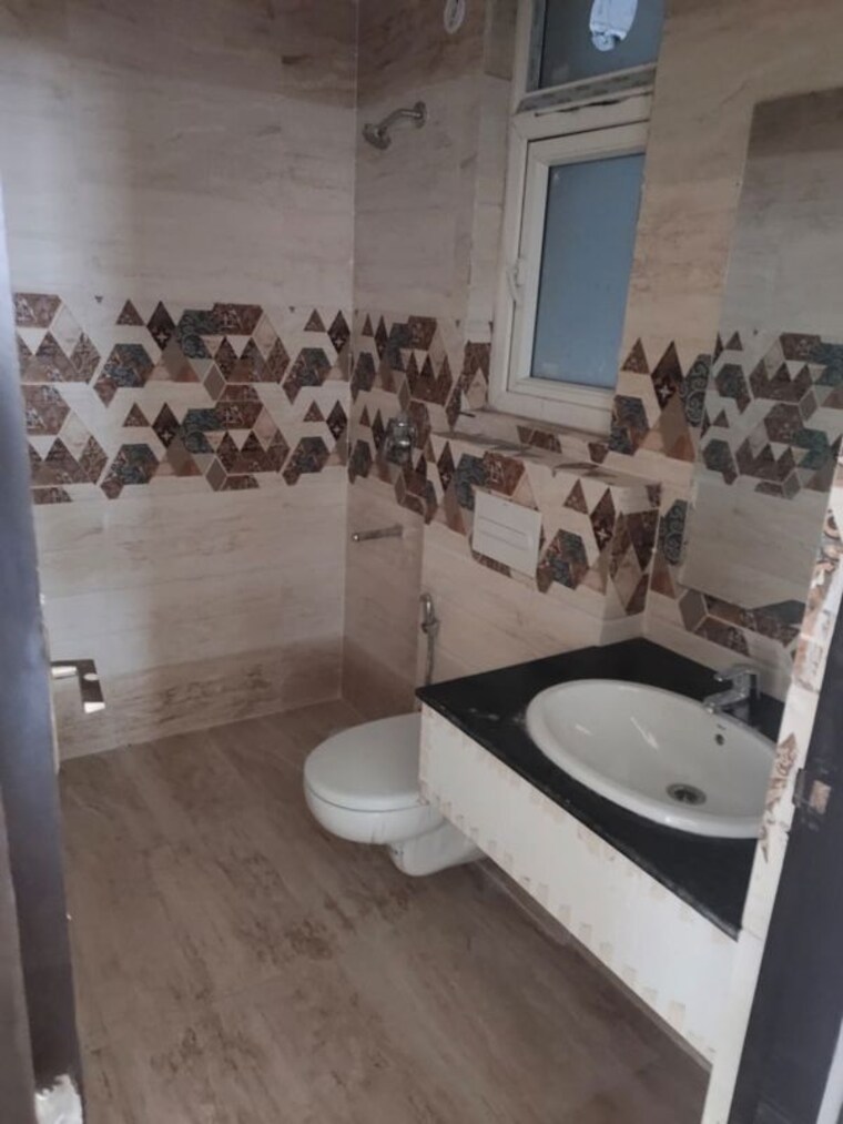 Attached Bathroom, mullanpur 3.5 Bedroom 1775 Sq.Ft. Apartment In Mullanpur Chandigarh 10095229